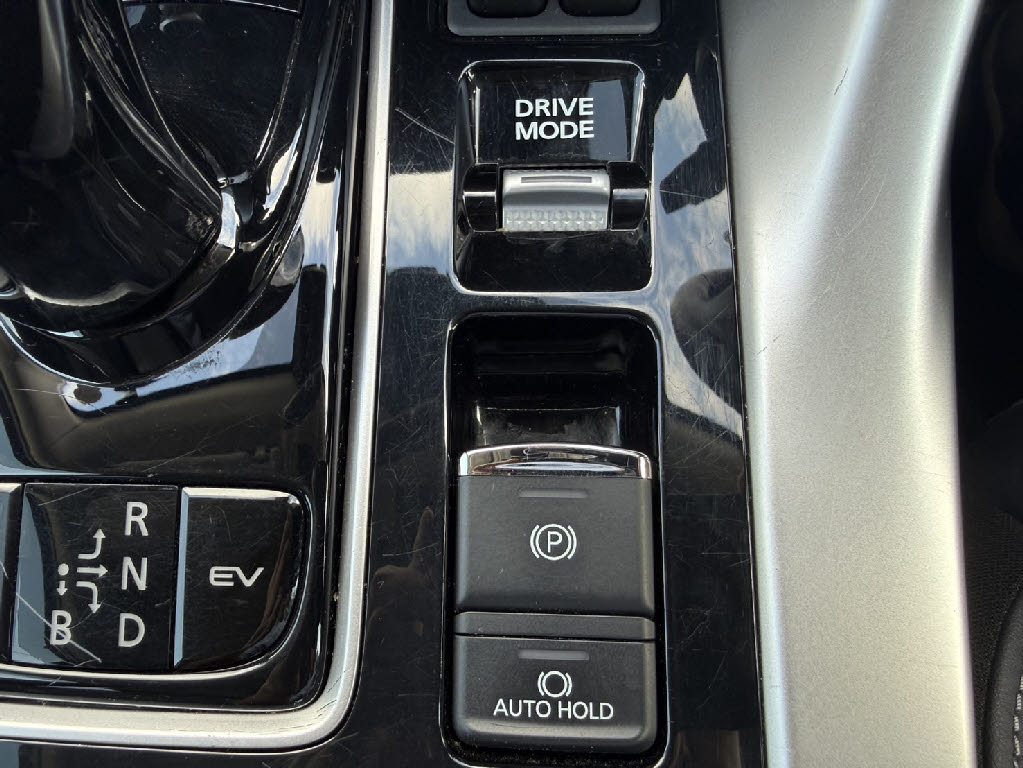 三菱 エクリプスクロス6枚目