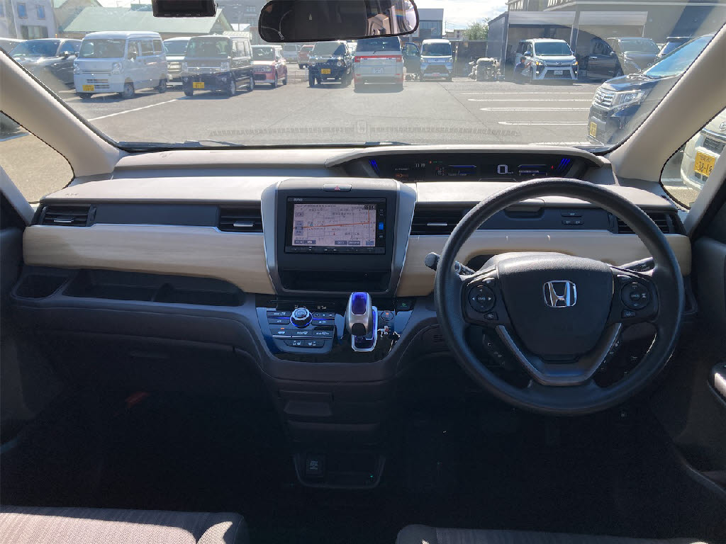 ホンダ フリードハイブリッド15枚目