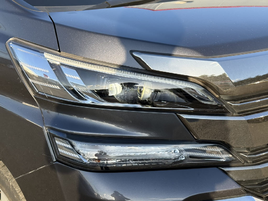 トヨタ ヴェルファイア12枚目