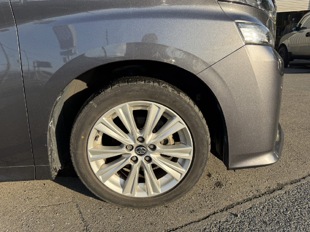 トヨタ ヴェルファイア13枚目