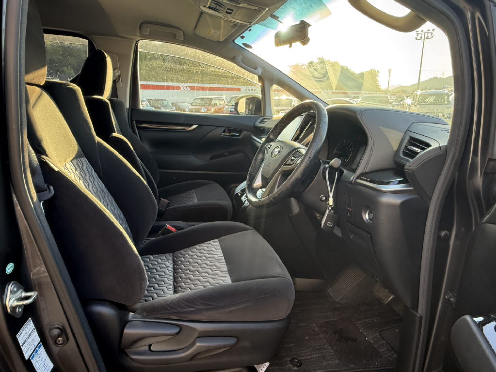 トヨタ ヴェルファイア8枚目