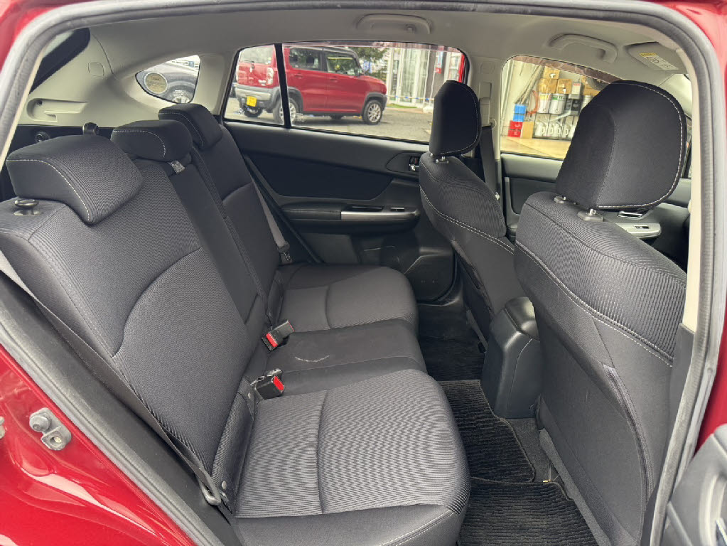 スバル インプレッサスポーツ9枚目