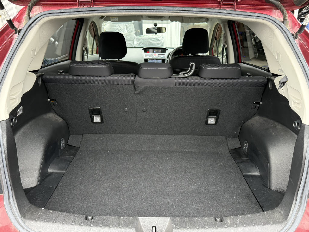 スバル インプレッサスポーツ10枚目