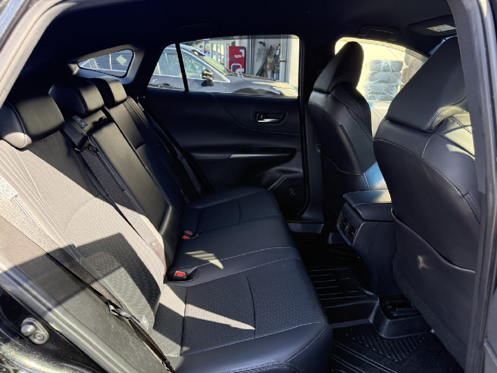 トヨタ ハリアー9枚目