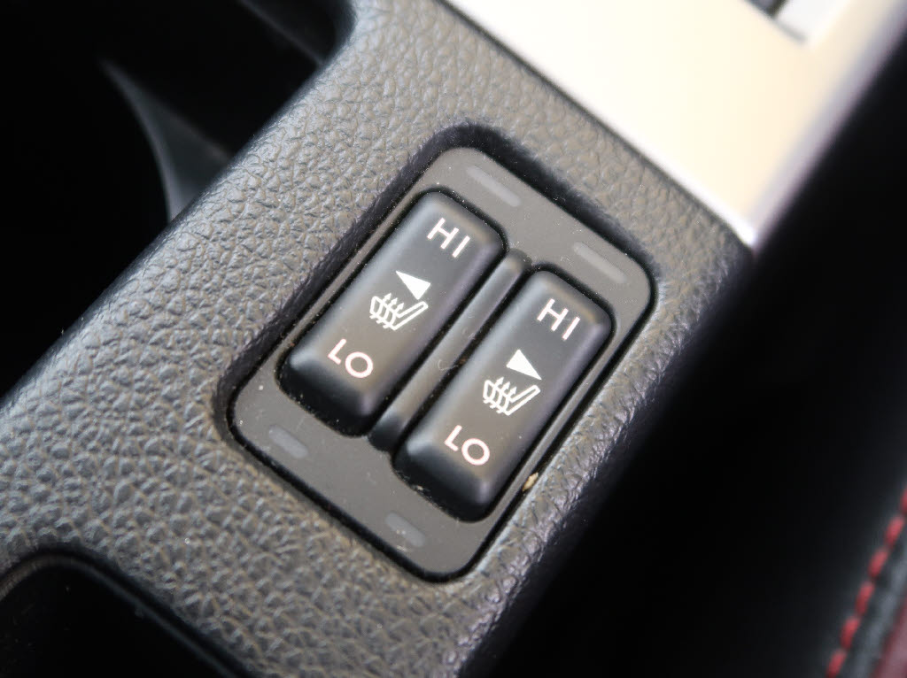 スバル レヴォーグ16枚目