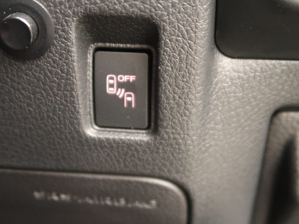 スバル レヴォーグ17枚目