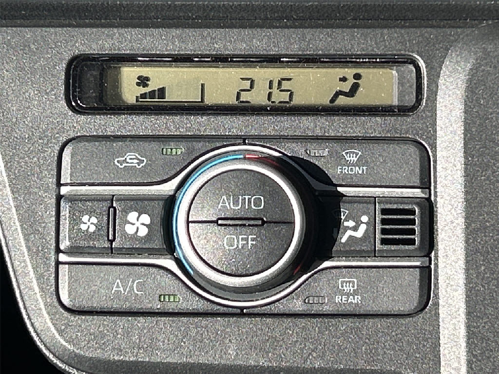 ダイハツ タント12枚目