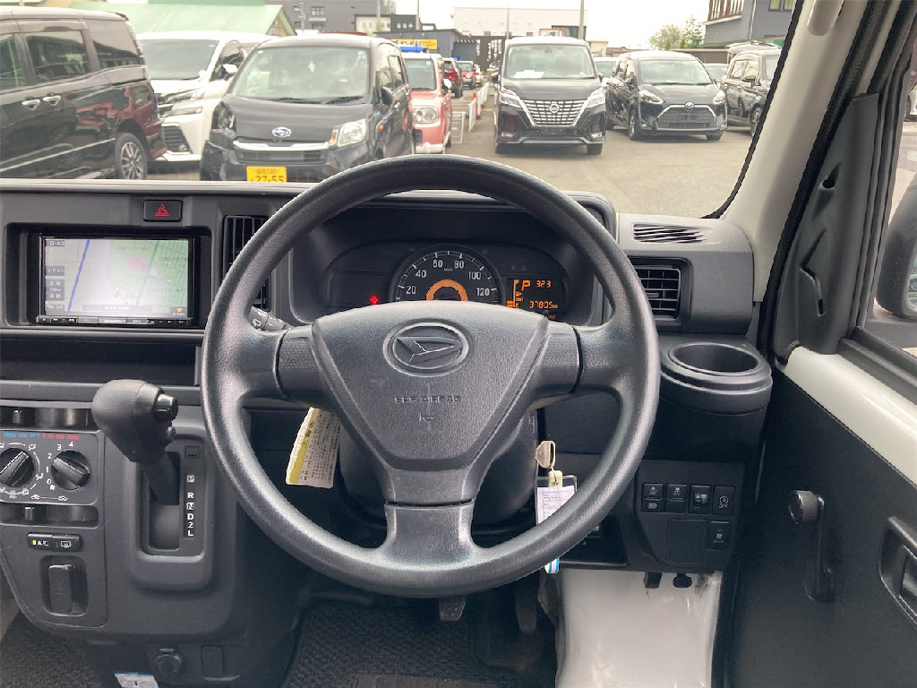 ダイハツ ハイゼットカーゴV15枚目