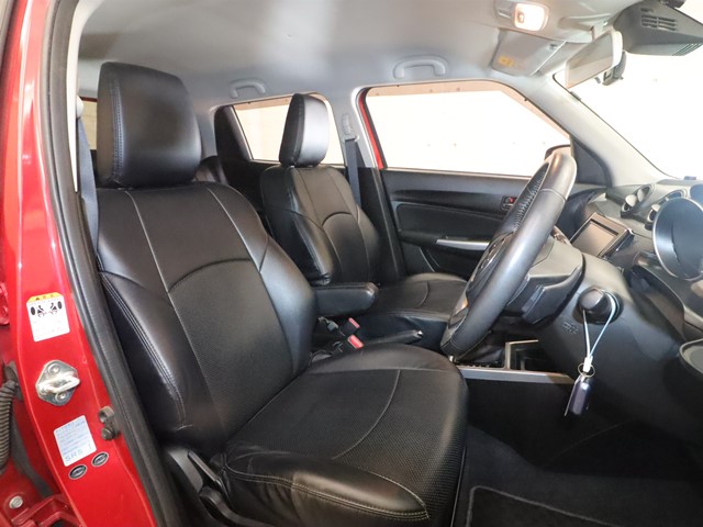 スズキ スイフト3枚目