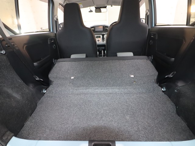 ダイハツ ミライース8枚目