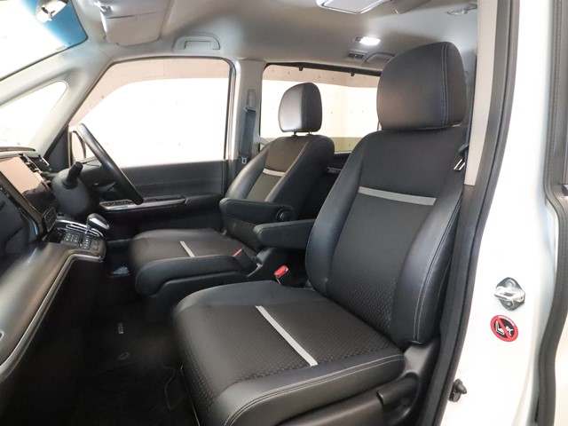 ホンダ ステップワゴン7枚目