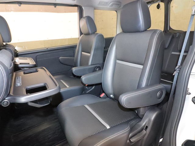 ホンダ ステップワゴン8枚目