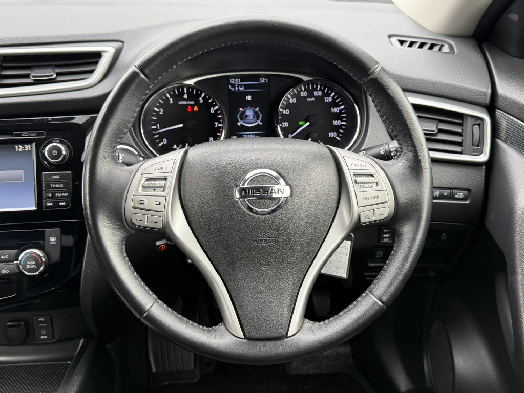 ニッサン エクストレイル11枚目