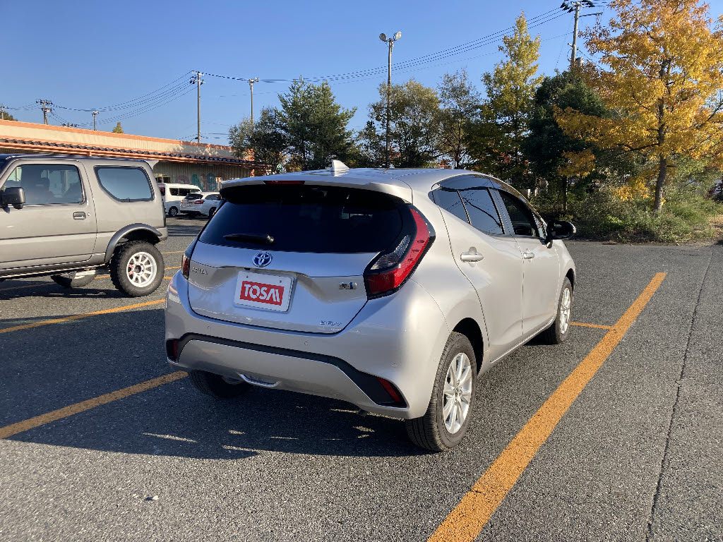 トヨタ アクア1枚目