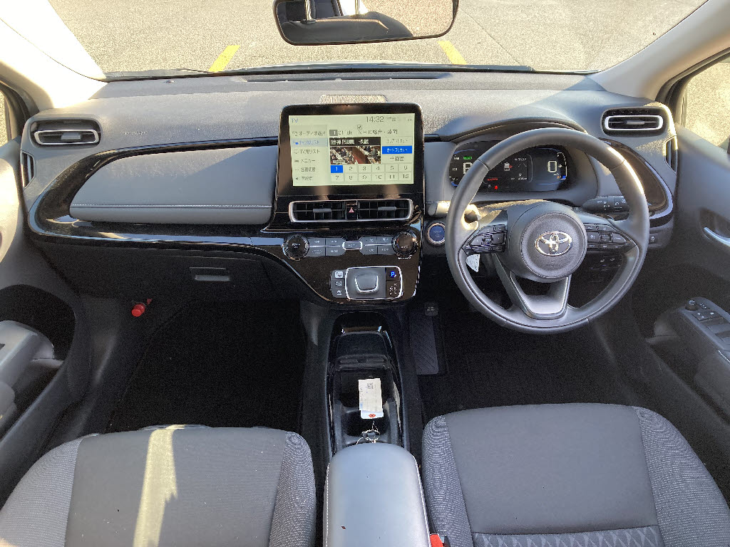 トヨタ アクア2枚目