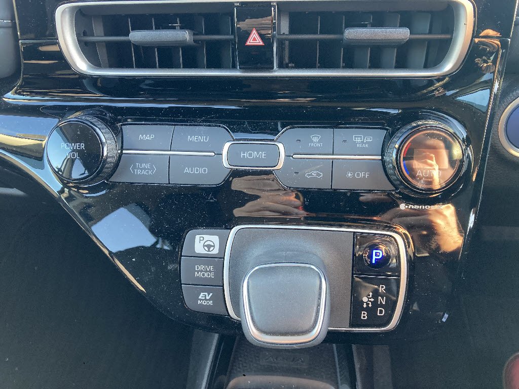 トヨタ アクア5枚目