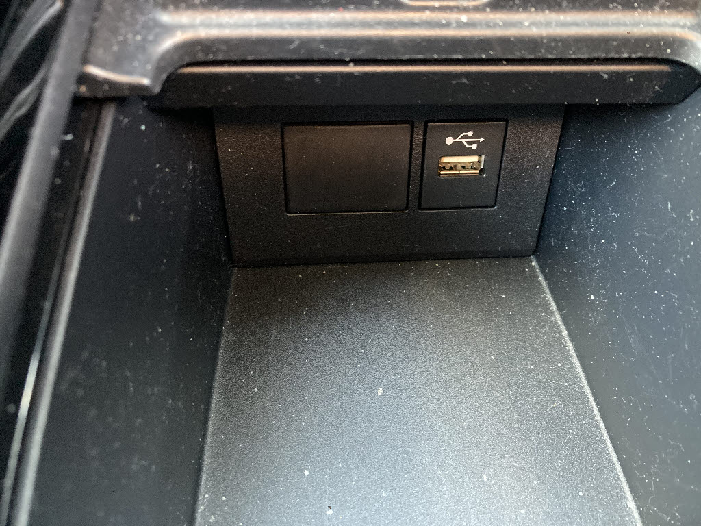 トヨタ アクア8枚目