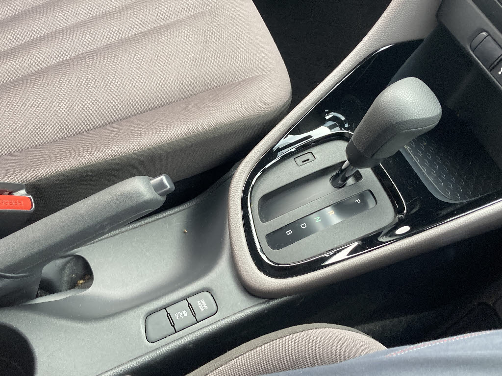 トヨタ ヤリス7枚目