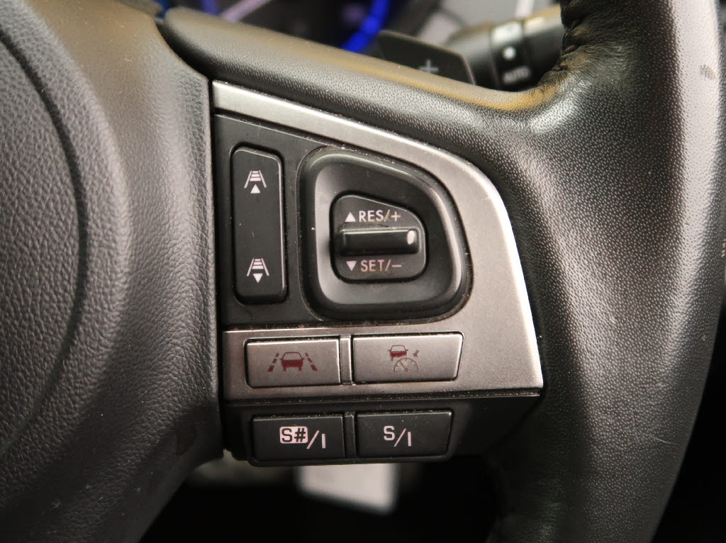 スバル レガシィB411枚目