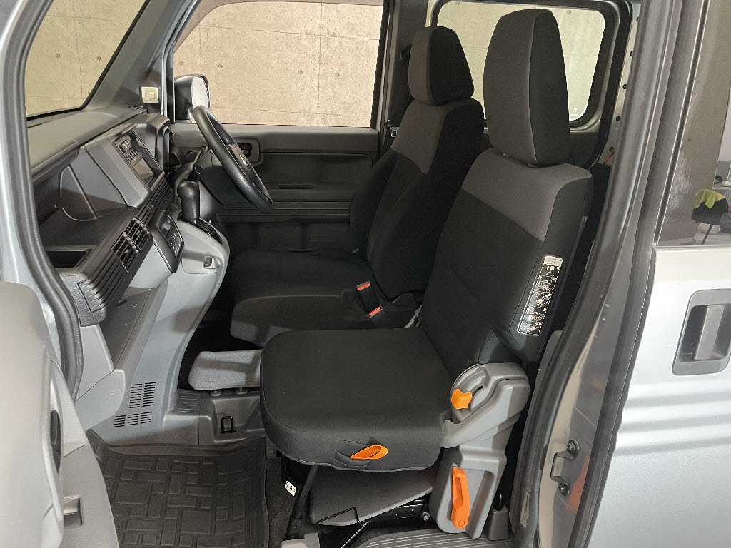 ホンダ N-VAN5枚目