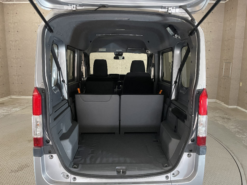 ホンダ N-VAN7枚目