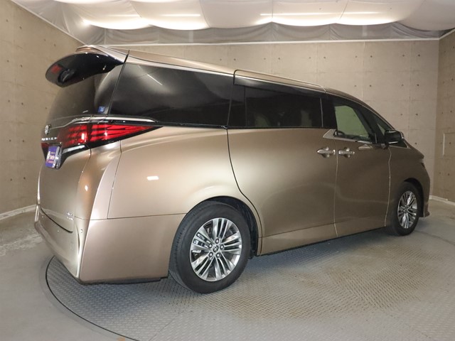 トヨタ アルファード1枚目