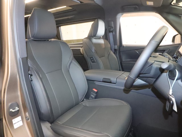 トヨタ アルファード3枚目