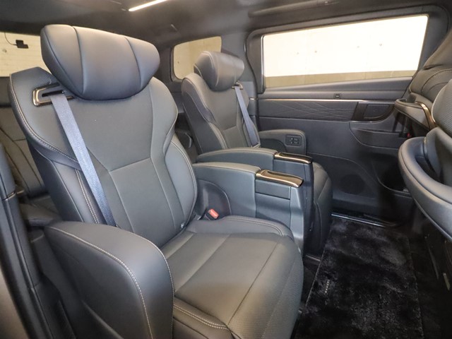 トヨタ アルファード6枚目