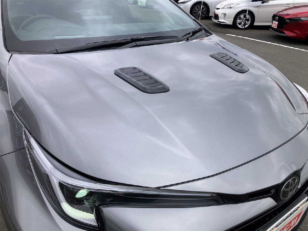 トヨタ カローラスポーツ10枚目