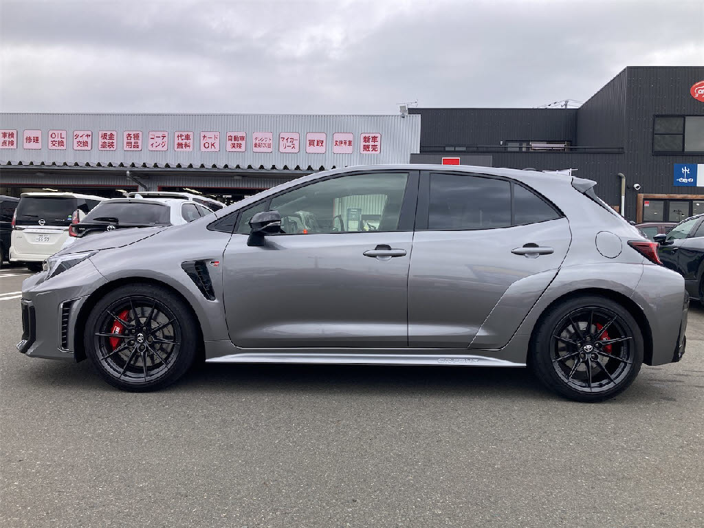 トヨタ カローラスポーツ5枚目