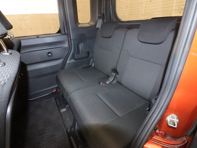 ダイハツ ウエイク9枚目