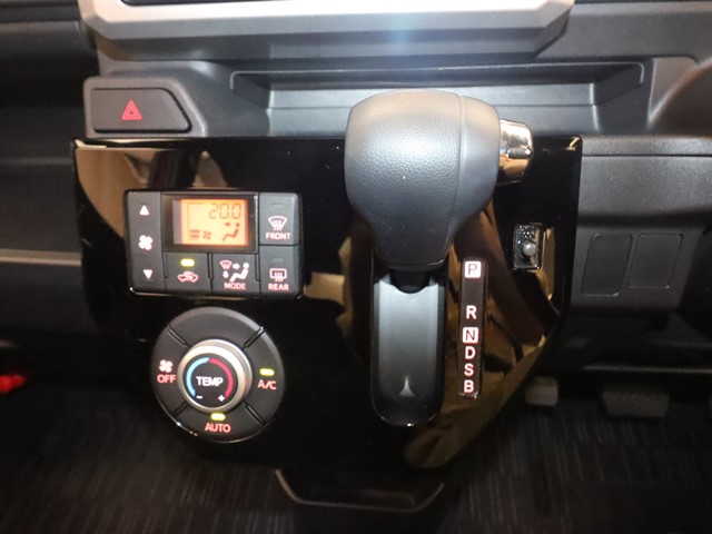 ダイハツ ウエイク19枚目