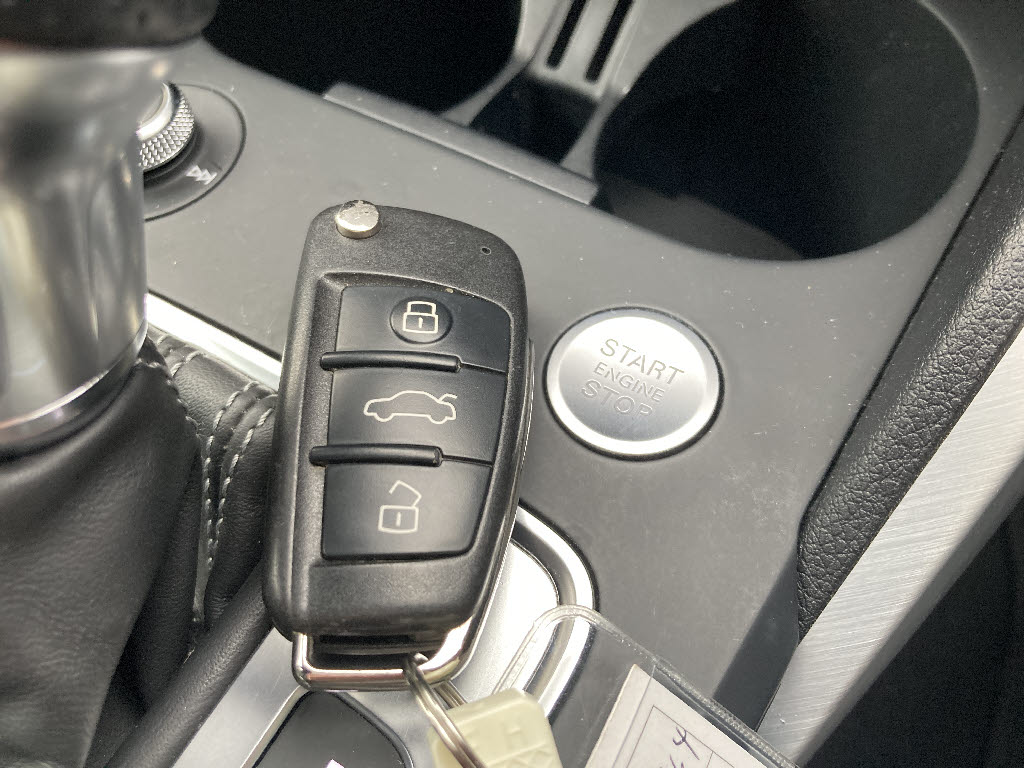 アウディ Q214枚目