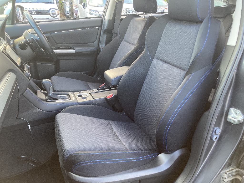 スバル レヴォーグ14枚目