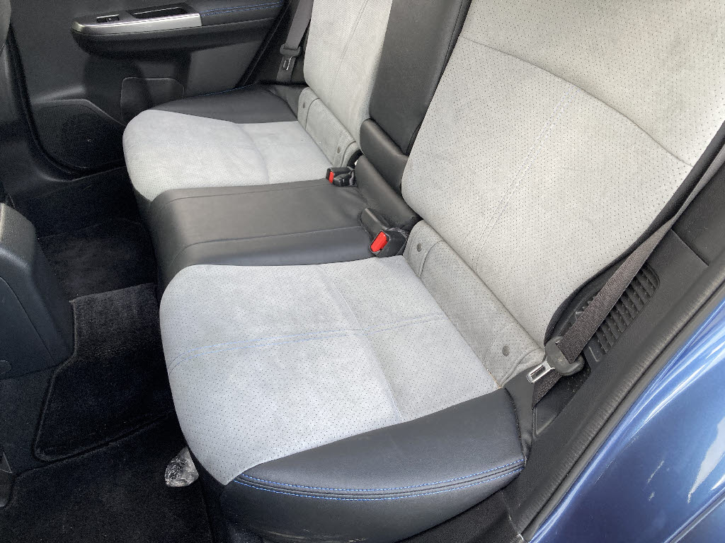 スバル インプレッサスポーツ15枚目