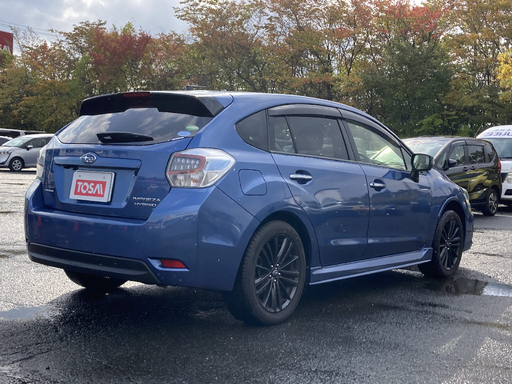 スバル インプレッサスポーツ1枚目