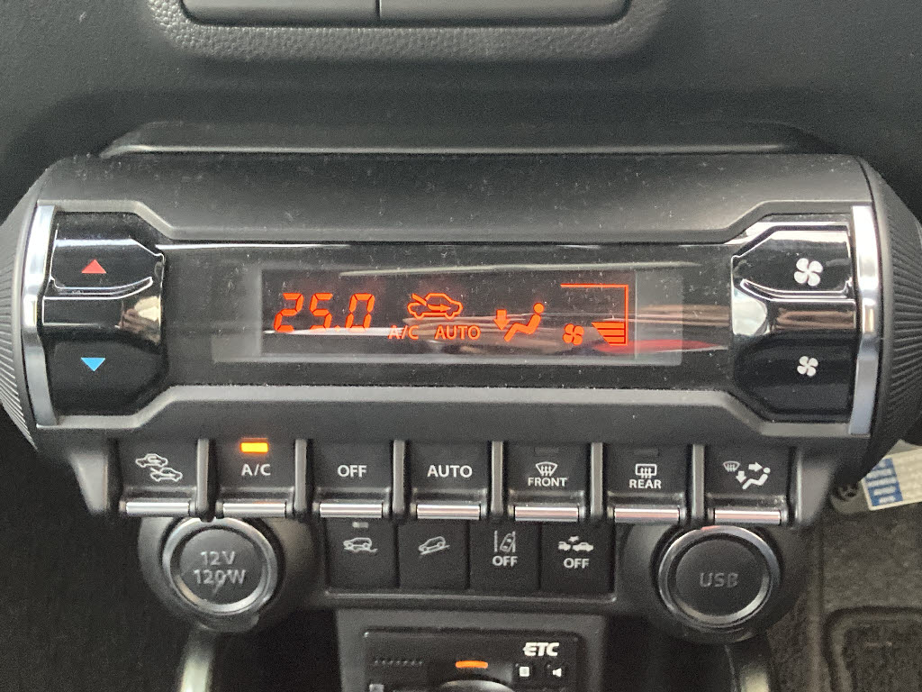 スズキ イグニス6枚目