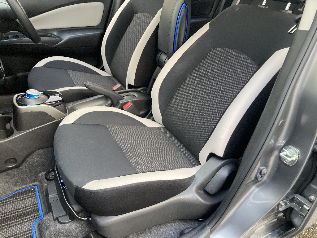 ニッサン ノート13枚目