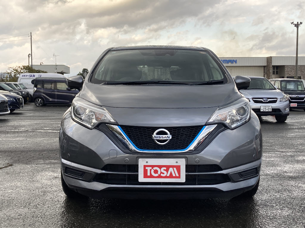 ニッサン ノート18枚目