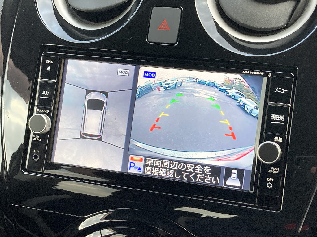 ニッサン ノート5枚目