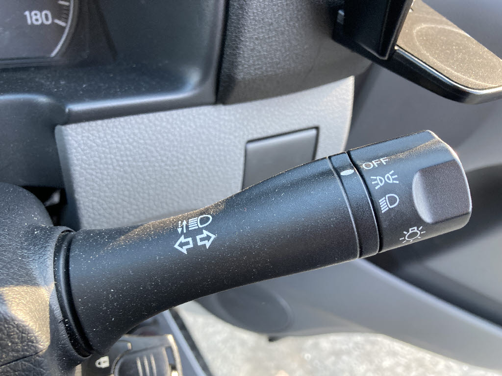 ニッサン NV350キャラバンV9枚目