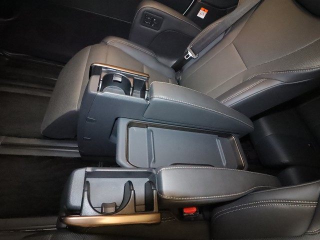 トヨタ アルファード13枚目