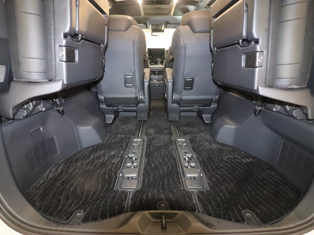 トヨタ アルファード17枚目