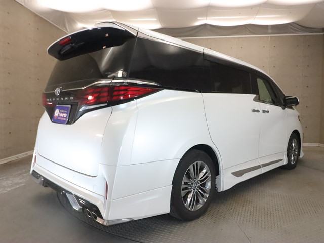 トヨタ アルファード1枚目