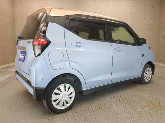 三菱 ｅＫクロス1枚目