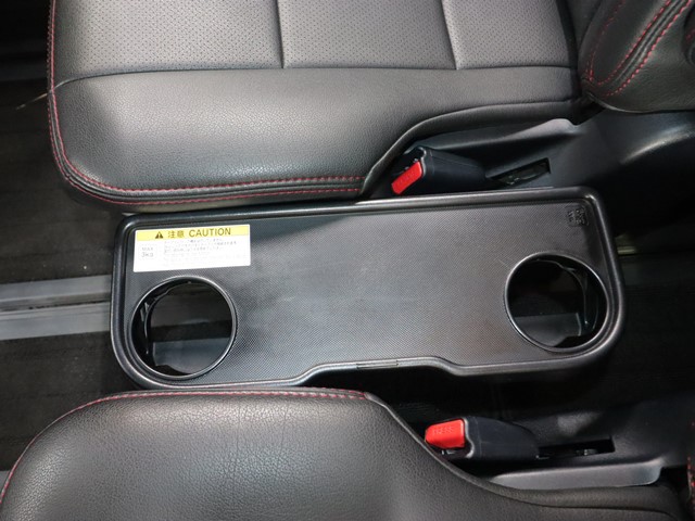 トヨタ ヴォクシーハイブリッド9枚目