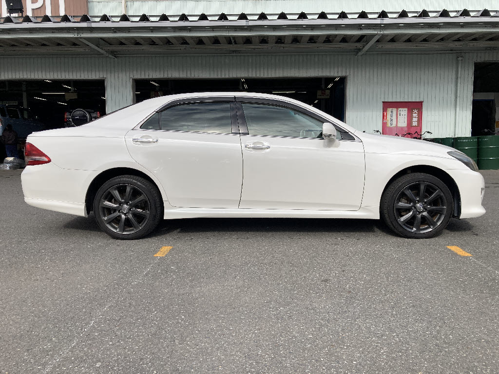 トヨタ クラウン16枚目