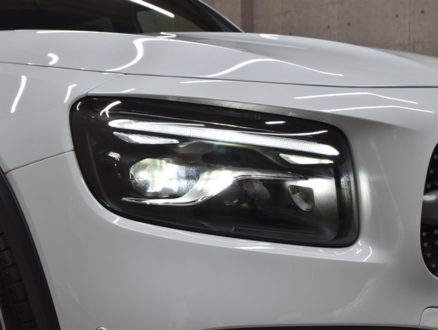 メルセデスベンツ GLBクラス15枚目