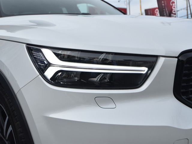 ボルボ XC4014枚目