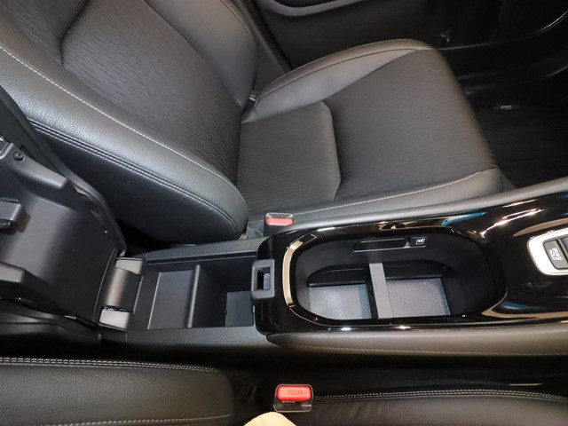 ホンダ ヴェゼルHV17枚目